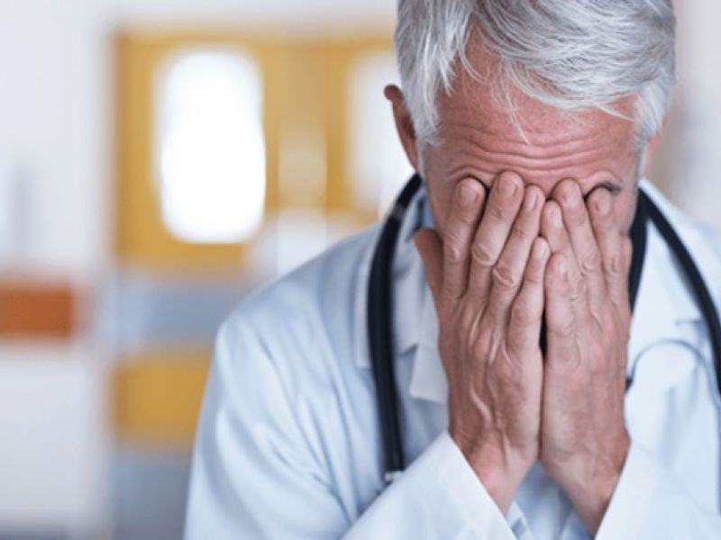 Apoyo integral a las segundas víctimas en salud