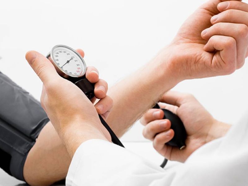 Inhibidores del sistema renina-angiotensina-aldosterona en pacientes con COVID – 19
